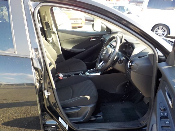 Mazda Demio 13S 2018