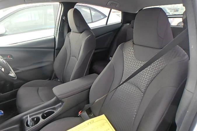Toyota Prius S 2016