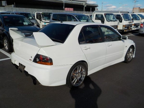 Mitsubishi Lancer GSR Evolution 9 2005