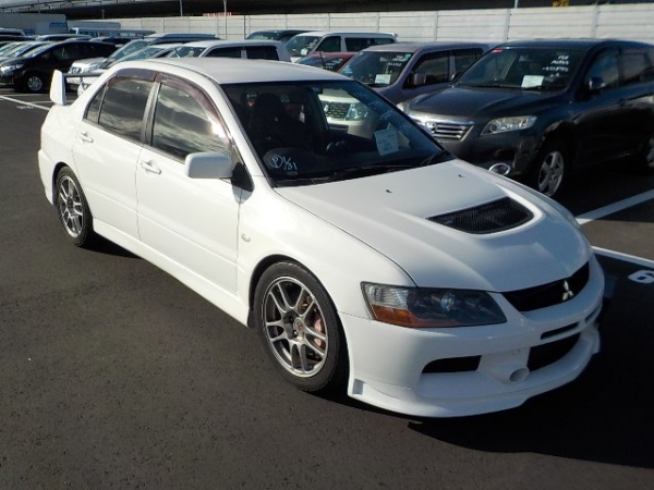 Mitsubishi Lancer GSR Evolution 9 2005