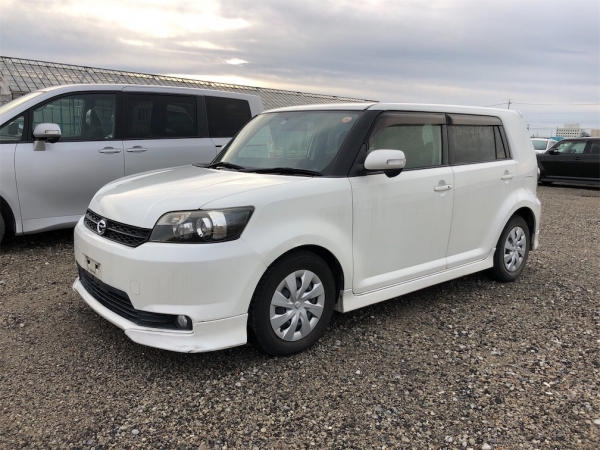 Toyota Corolla Rumion Aero Tourer 2010