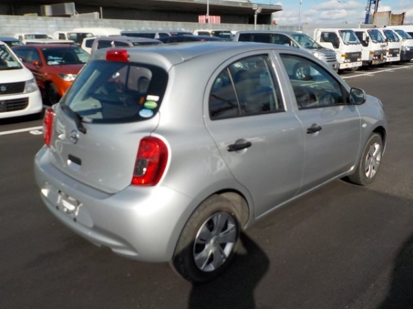 Nissan March S 2019