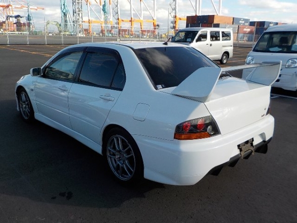 Mitsubishi Lancer GSR Evolution 9 2005