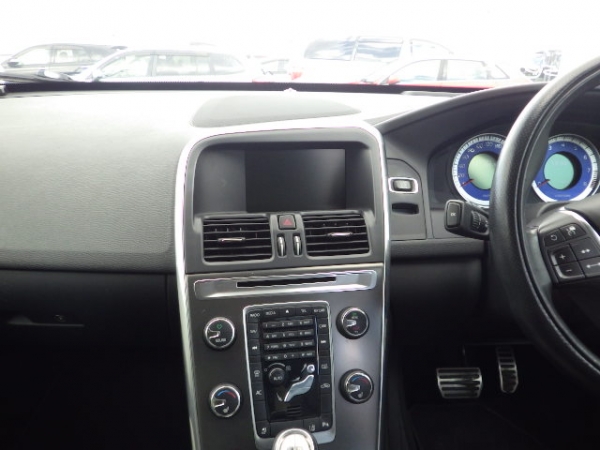 Volvo XC60 T5 R design 2012