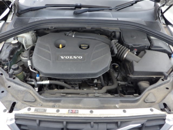 Volvo XC60 T5 R design 2012