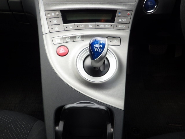 Toyota Prius S 2015