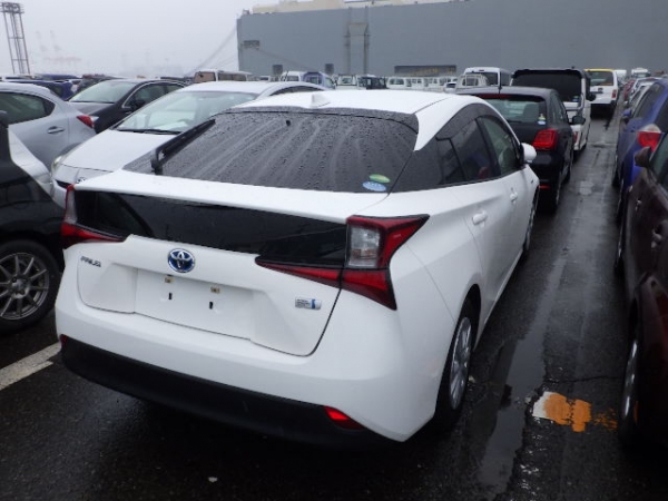 Toyota Prius S 2019