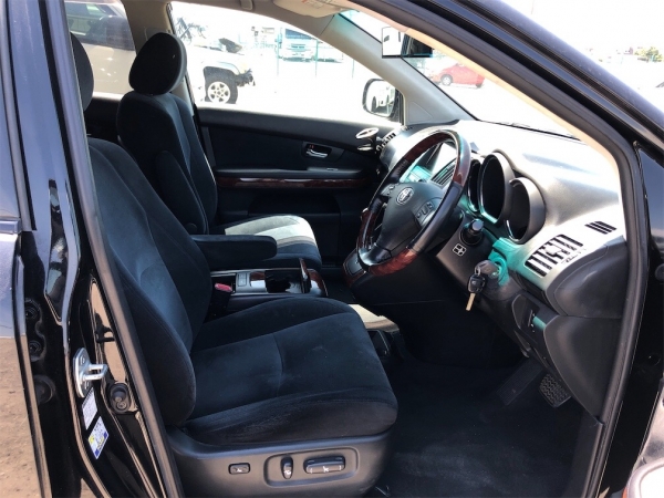Toyota Harrier L Package Prime Selection 2006