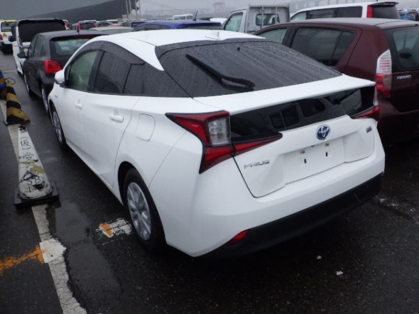 Toyota Prius S 2019