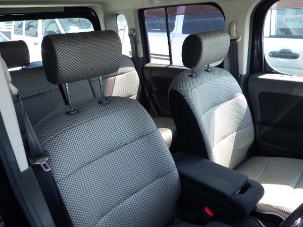 Nissan Cube Rider - Black Line 2012