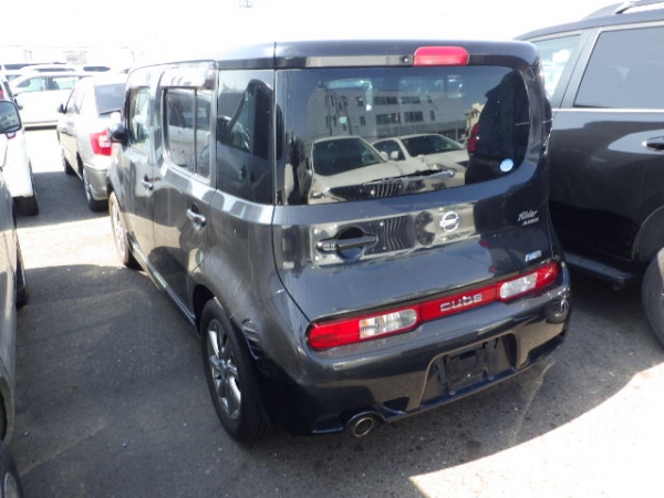 Nissan Cube Rider - Black Line 2012