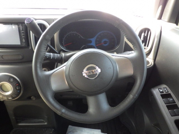 Nissan Cube Rider - Black Line 2012