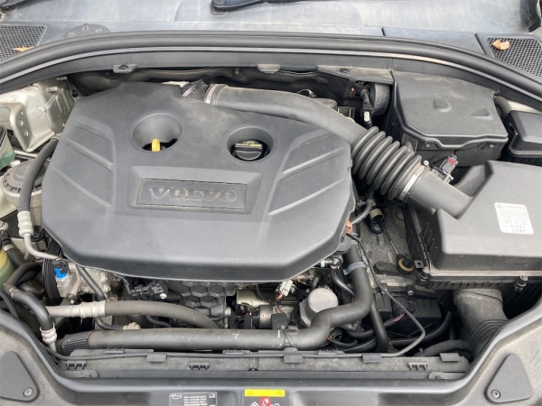 Volvo XC60 T-5 SE 2010