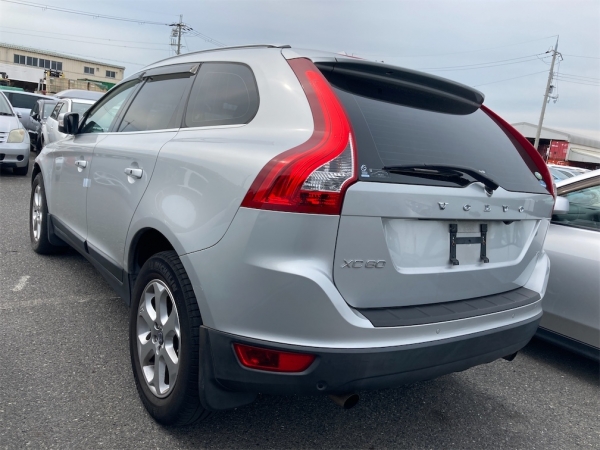 Volvo XC60 T-5 SE 2010
