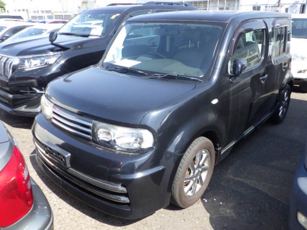 Nissan Cube Rider - Black Line 2012