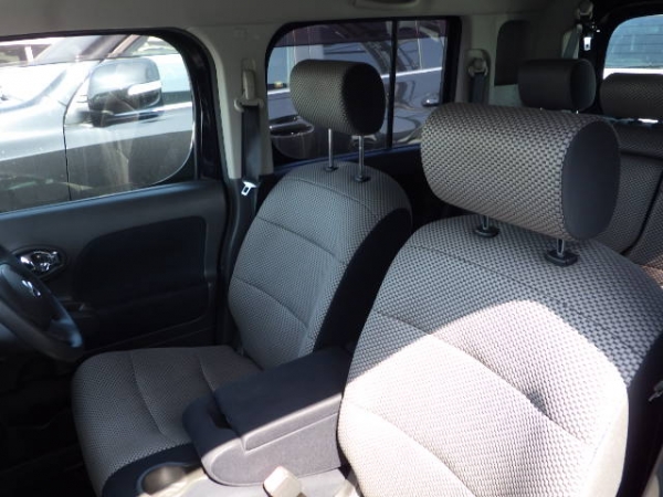 Nissan Cube Rider - Black Line 2012