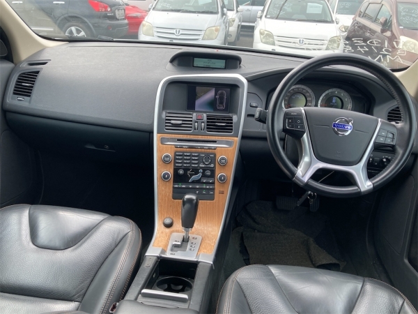 Volvo XC60 T-5 SE 2010