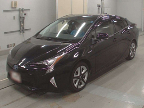 Toyota Prius S Touring Selection 2015