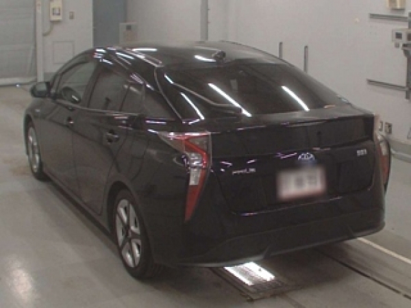 Toyota Prius S Touring Selection 2015