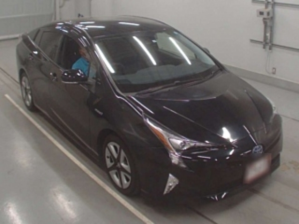 Toyota Prius S Touring Selection 2015