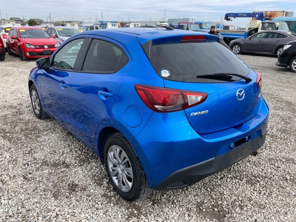 Mazda Demio 13S 2016