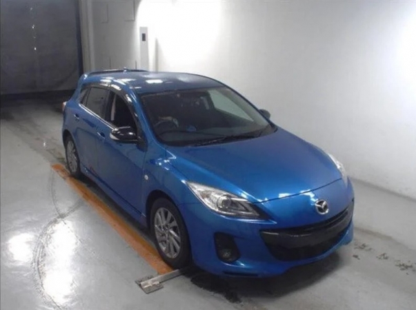 Mazda Axela  15S Sports Edition 2013