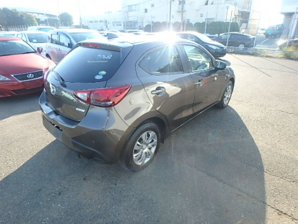 Mazda Demio 13S 2017