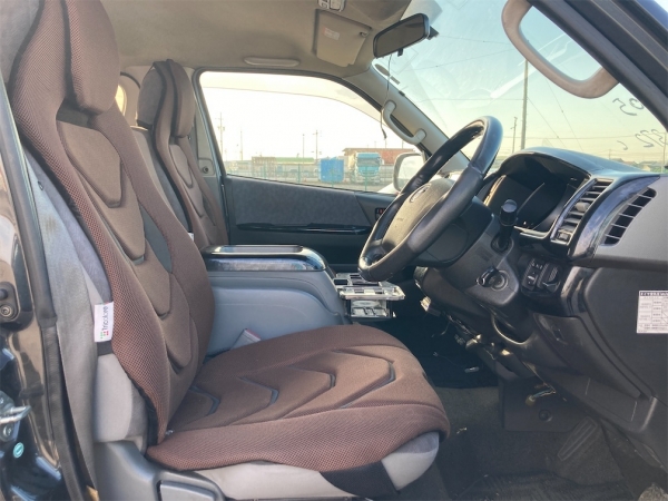 Toyota Hiace Van Super GL 2007