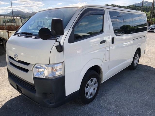 Toyota Hiace Van DX 2015